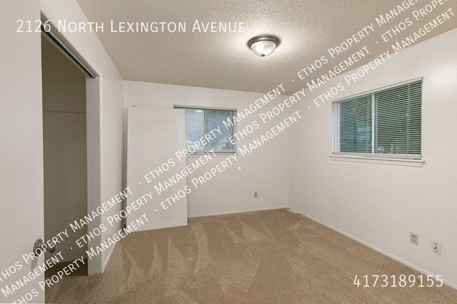 Building Photo - 2126 N Lexington Ave