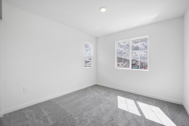 Building Photo - 7725 Forestdale Wy