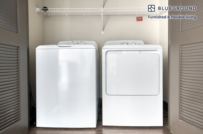 Building Photo - 2910 E 17th St