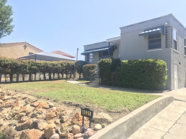 Building Photo - Spacious and Beautiful Home