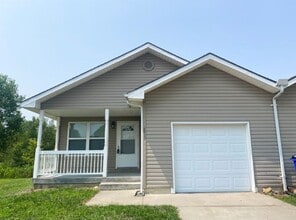 Building Photo - Italian Estates Property Management