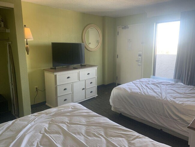 Building Photo - 5-B Riptide Bch Clb