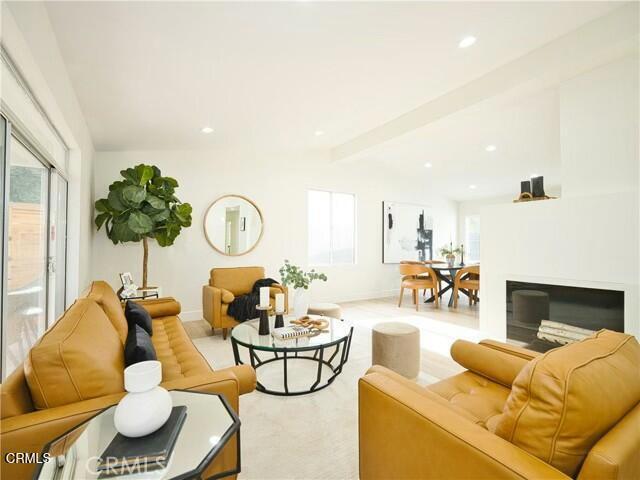 Building Photo - 7221 Fallbrook Ave