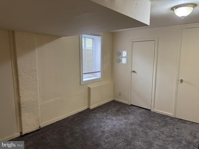 Building Photo - 6121 Quebec Pl