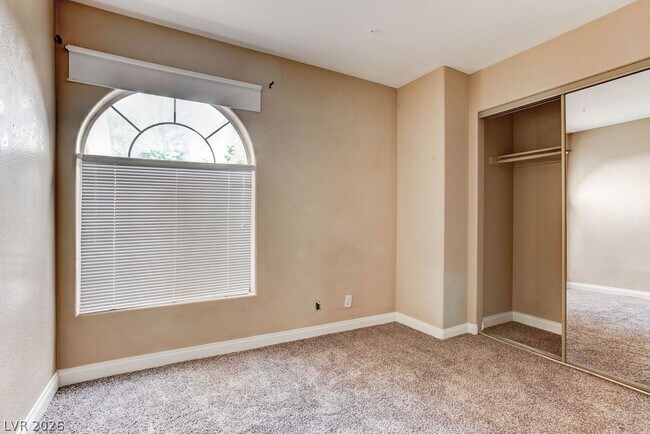 Building Photo - 3661 Renovah St