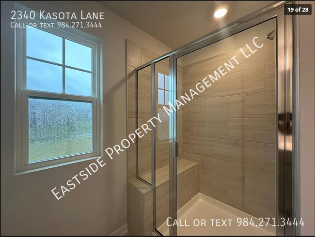 Building Photo - 2340 Kasota Ln