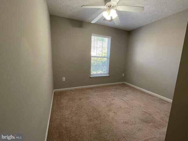 Building Photo - 2713 Piscataway Run Dr