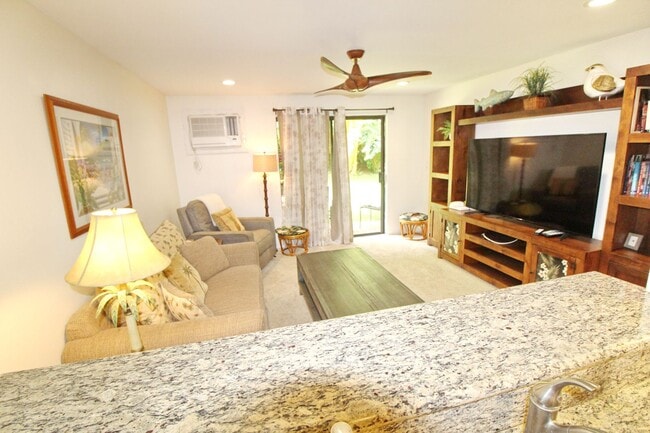 Building Photo - F-104 Kihei Shores Furnished 2 bed/2 full ...