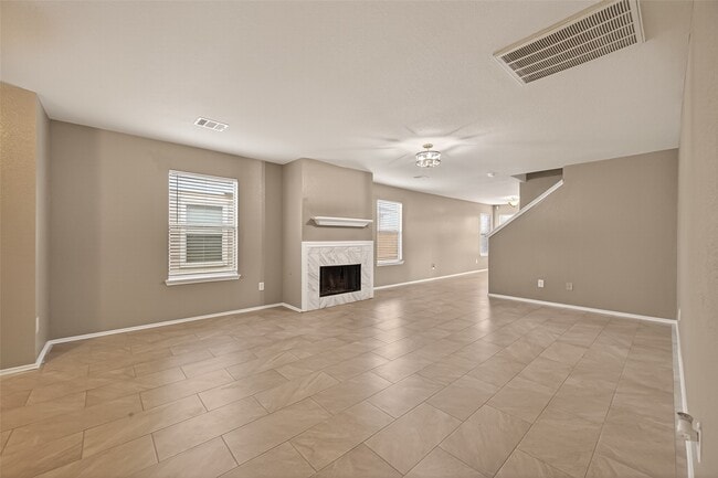 Building Photo - 2918 Latch Ln