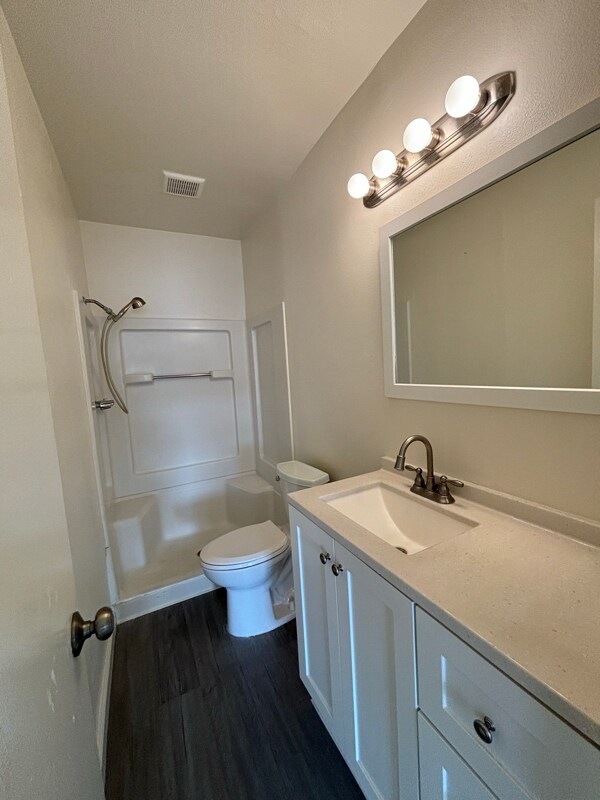 Building Photo - 14250 Telegraph Rd