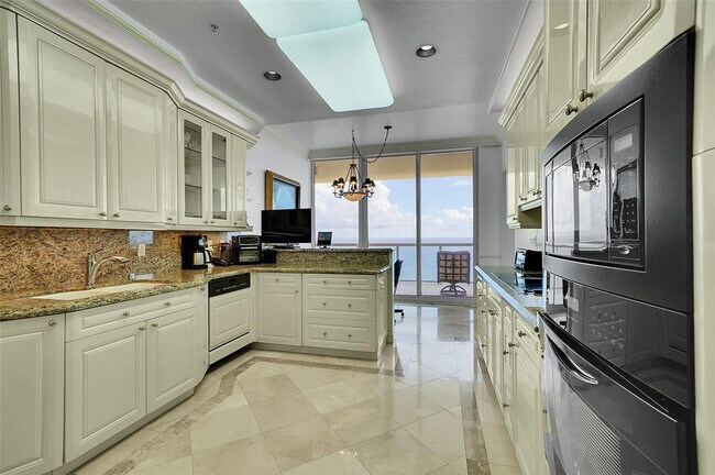 Building Photo - 6001 N Ocean Dr