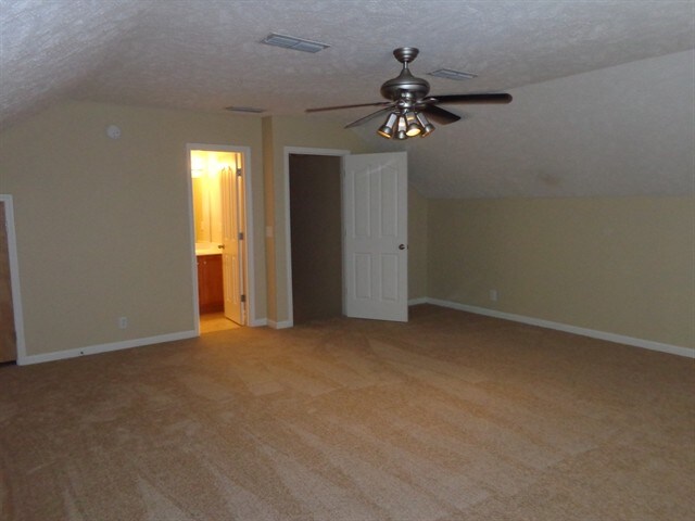 Building Photo - 1669 St Andrews Dr