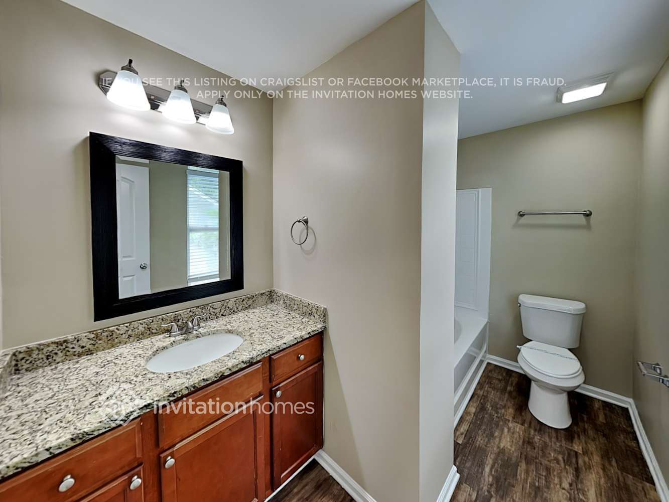 Building Photo - 4190 Broadstairs Dr SW