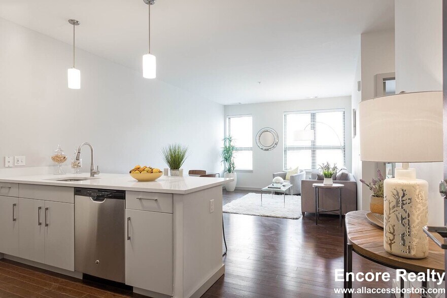 Building Photo - 22 Vernon St