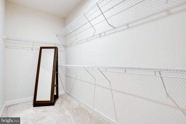 Building Photo - 4468 Sulford Ter
