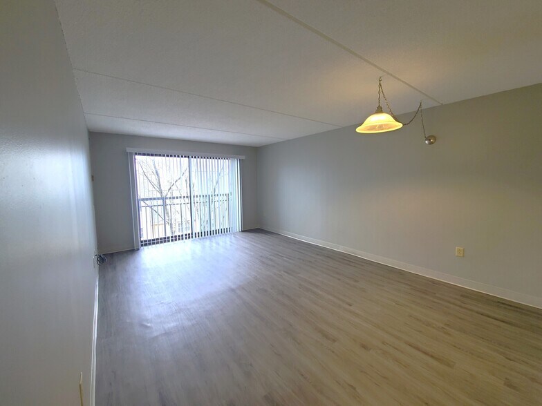 Building Photo - 100 Ocean View Dr