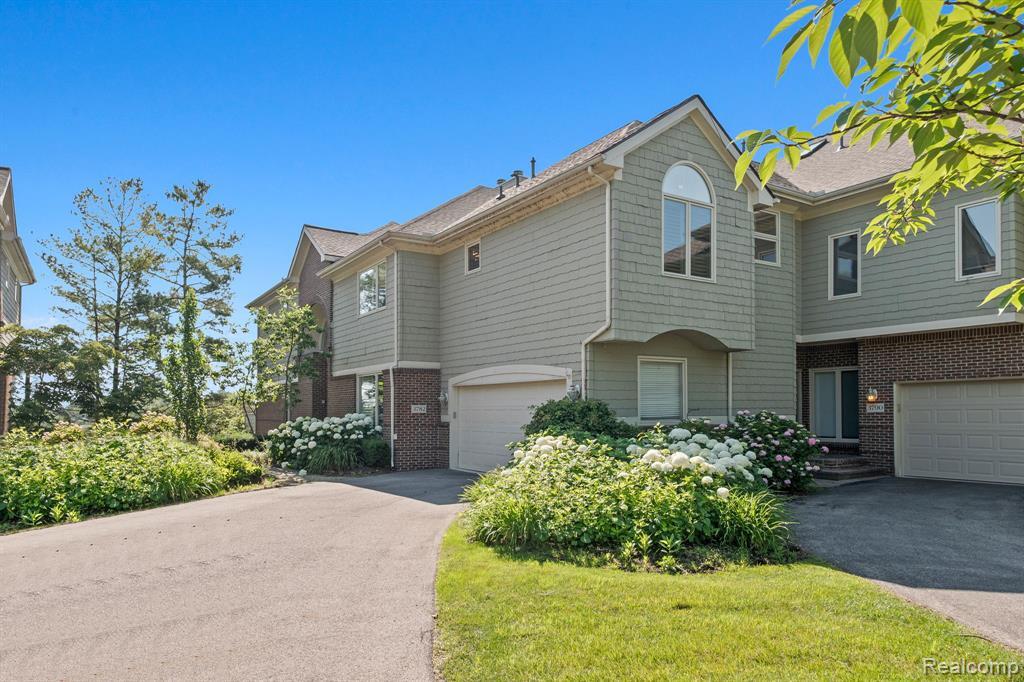 Building Photo - 3782 Pine Lake Knoll Dr