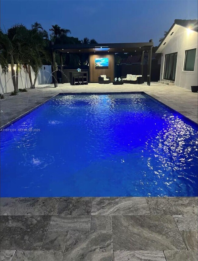 Building Photo - 6201 SW 107th Ave