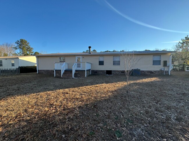 Building Photo - COMING SOON! Conway - 3 Bedroom / 2 Bathro...