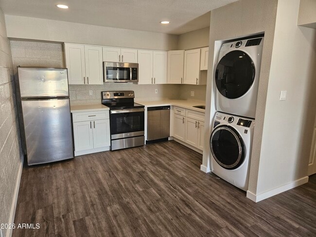 Building Photo - 1829 N 50th St