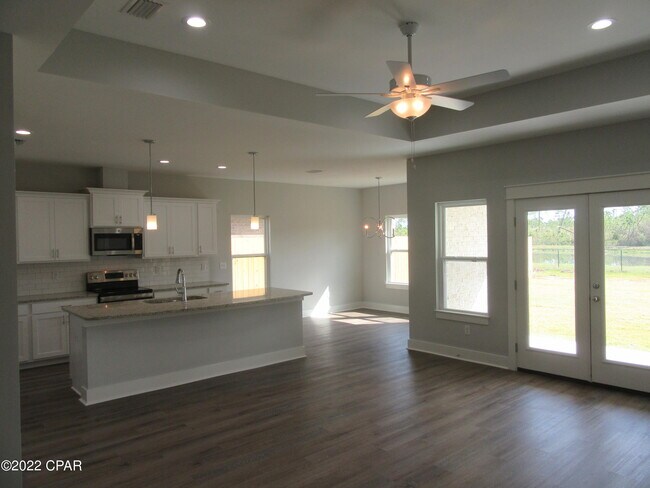 Building Photo - 154 Drews Ln