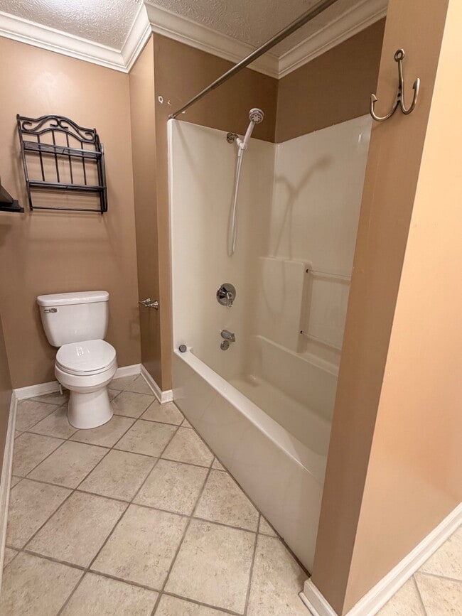 Building Photo - 505 Waterway Dr