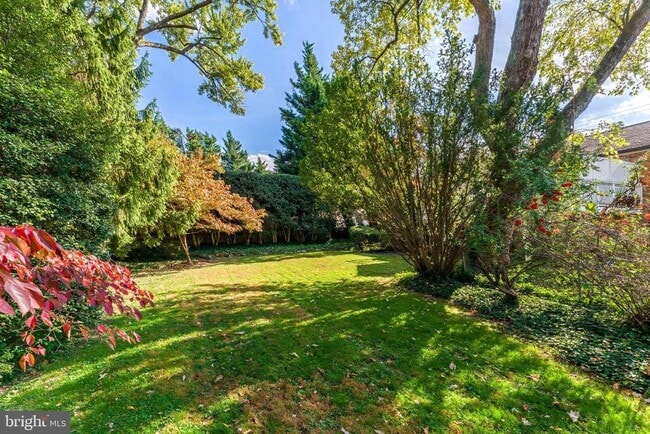 Building Photo - 3867 Chesterbrook Rd