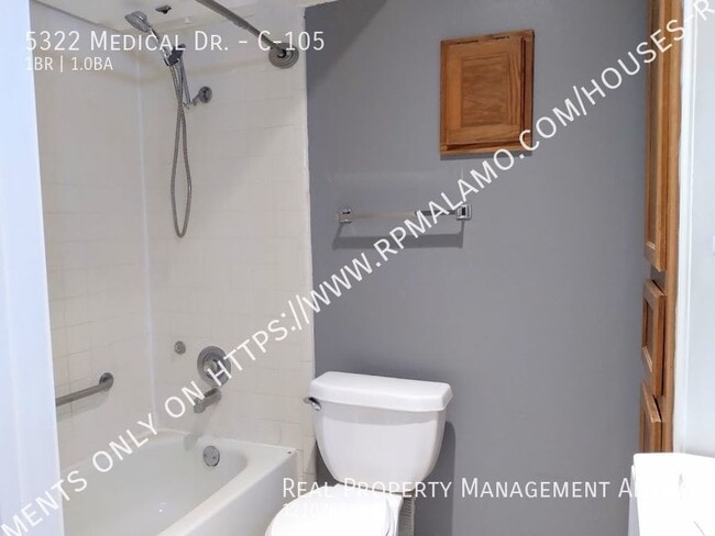 Building Photo - 5322 Medical Dr