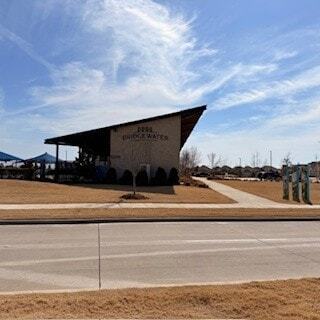 Building Photo - 5909 Cherry Holw Wy