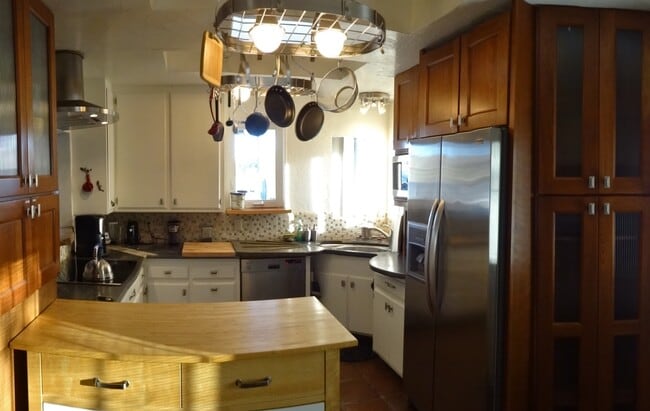 Building Photo - 49415 Mojave Dr