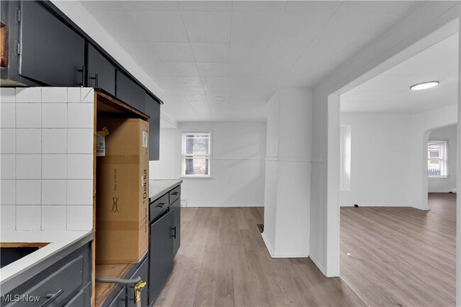 Building Photo - 786 E 156th St