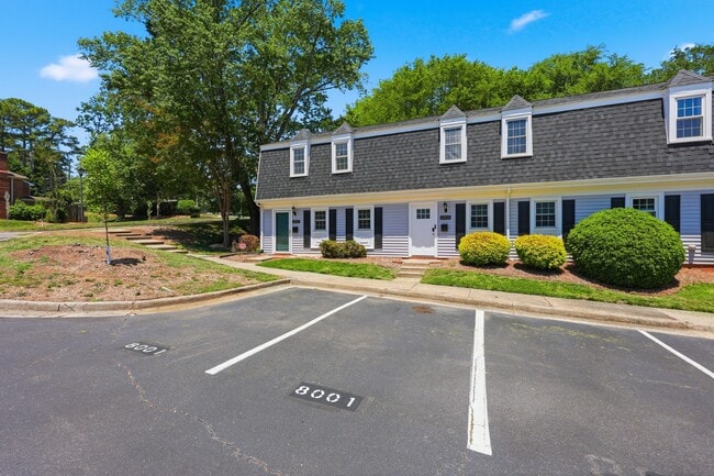 Building Photo - 8001 Regent Park Ln