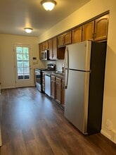 Building Photo - 1916 9th Ave