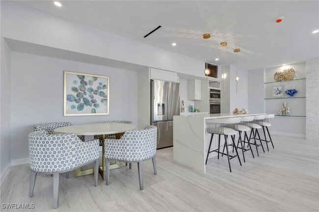 Building Photo - 1 Bluebill Ave