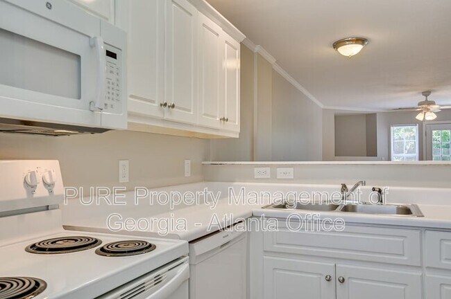 Building Photo - 126 Brittany Way