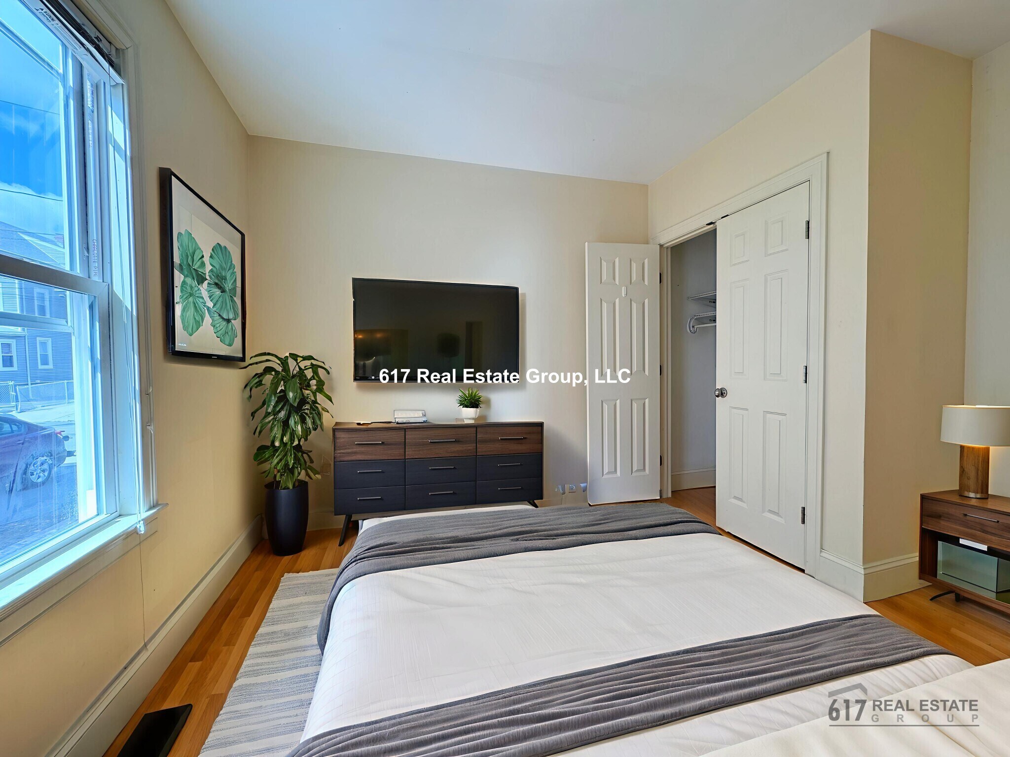 Building Photo - 35 Pratt St