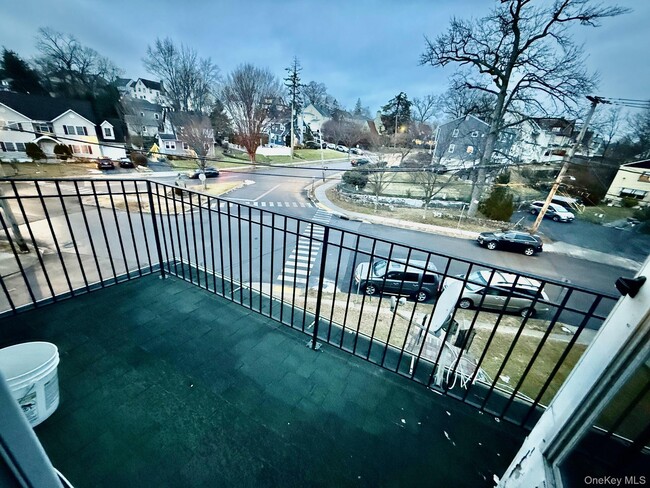 Building Photo - 101 Haseco Ave