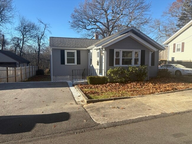 Building Photo - 16 Orleans Rd