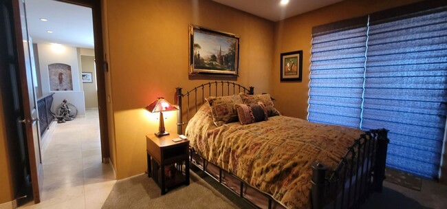 Building Photo - FURNISHED Single Family Home-RATE DISPLAYE...