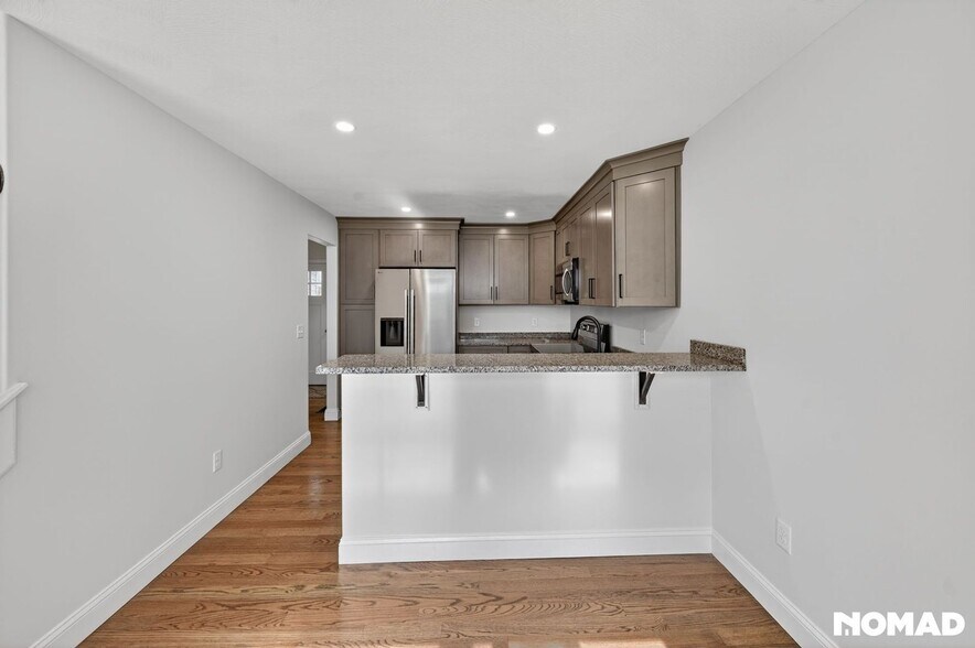 Building Photo - 7A Mustang Dr