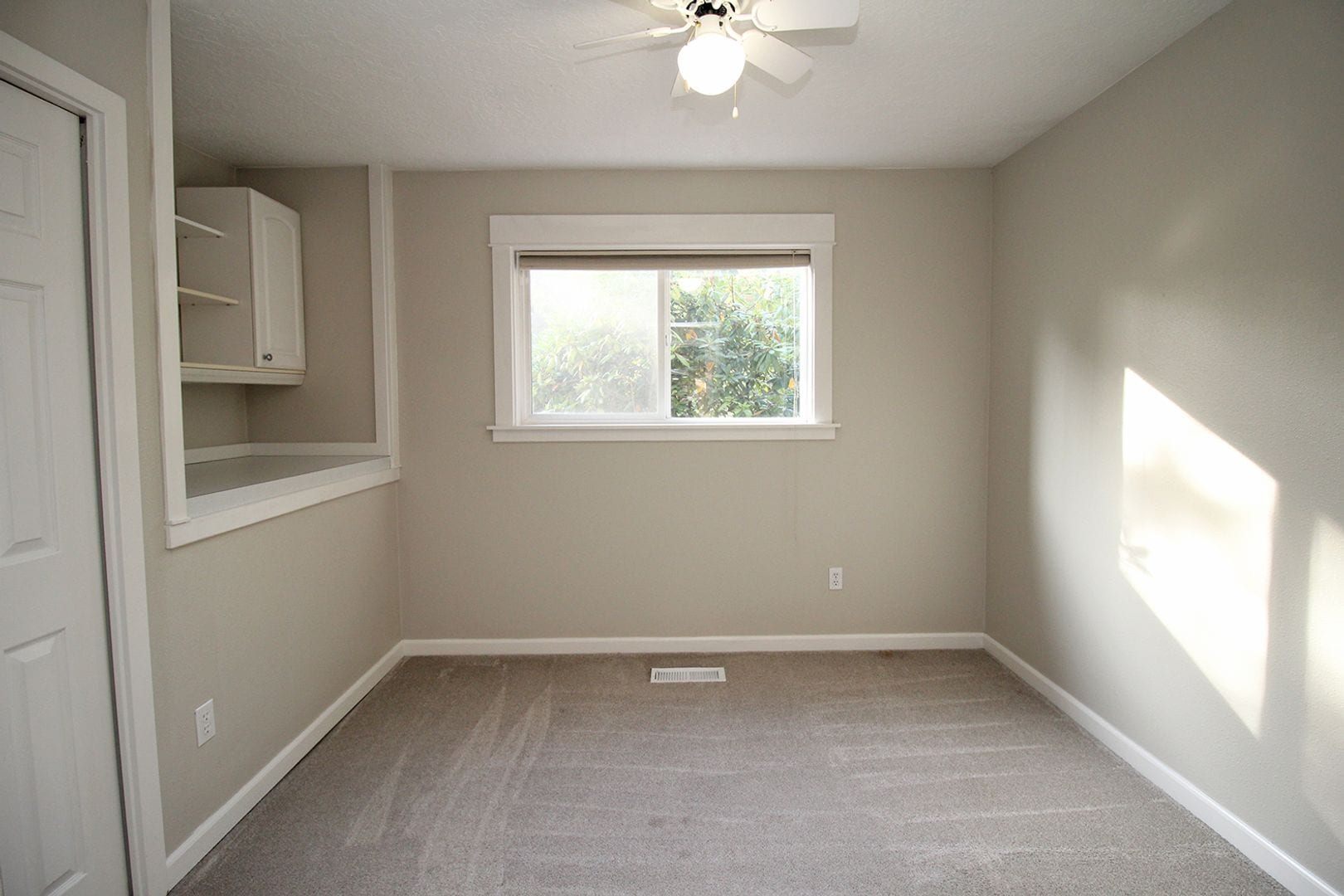 Building Photo - 11731 SW 41st Ave