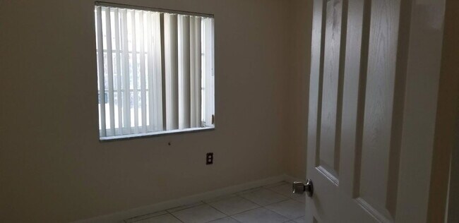 Building Photo - 9362 NW 121st St