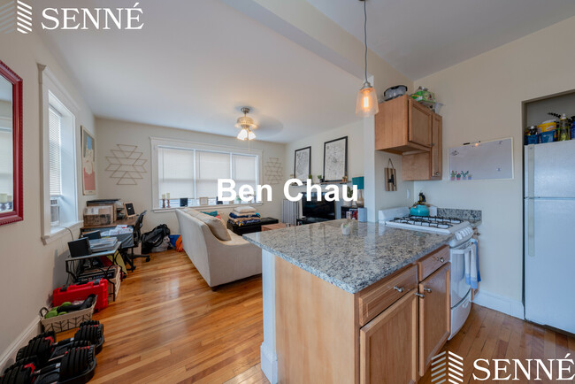 Primary Photo - 5 Sherborn Ct