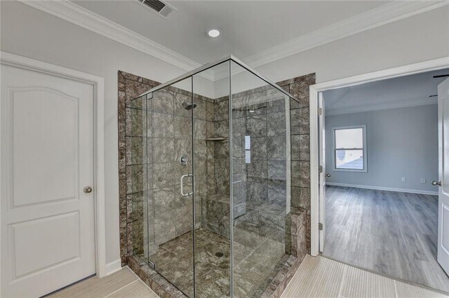 Building Photo - 4032 Ridge Grove Way