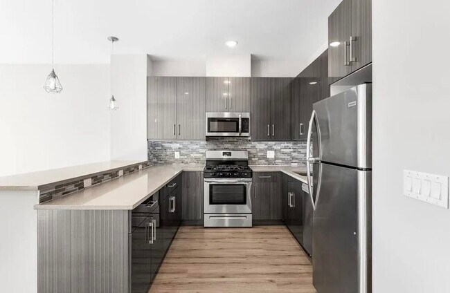 Building Photo - 1 Flagship St