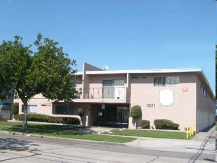 Gardena Apartment - 1021 W. 161st St.