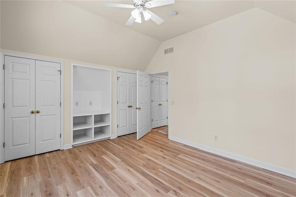 Building Photo - 4640 Chestatee Pointe Rd