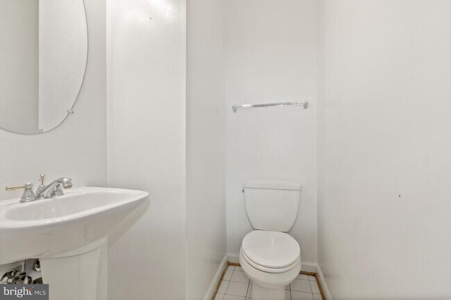 Building Photo - 3311 Castle Ridge Cir