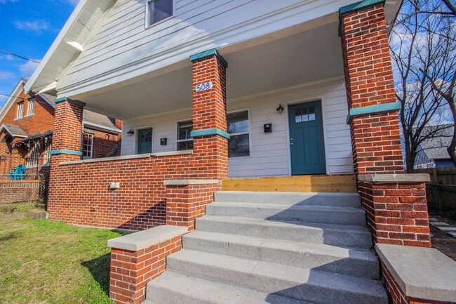 Building Photo - Stylish 2BR Retreat in Vibrant Highland Park Neighborhood!