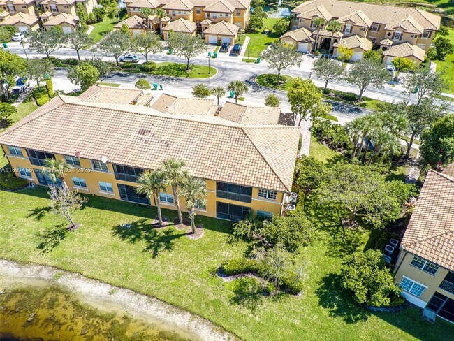 Building Photo - 8231 NW 127th Ln